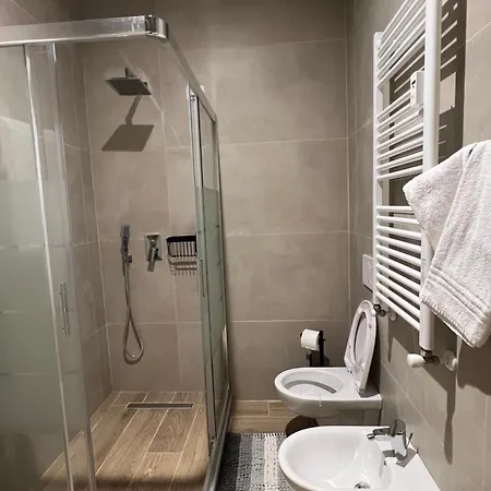 Imperial アパート